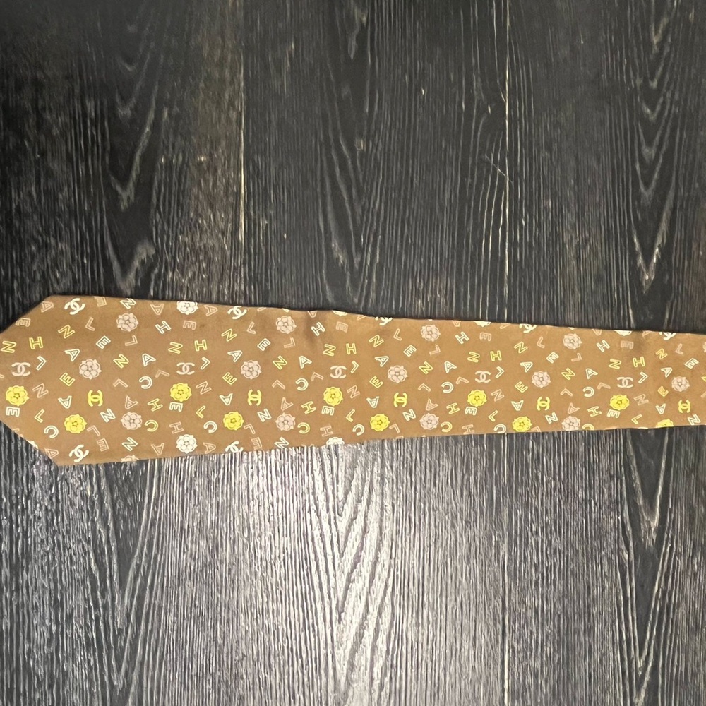 Designer Brown Tie with Iconic Pattern